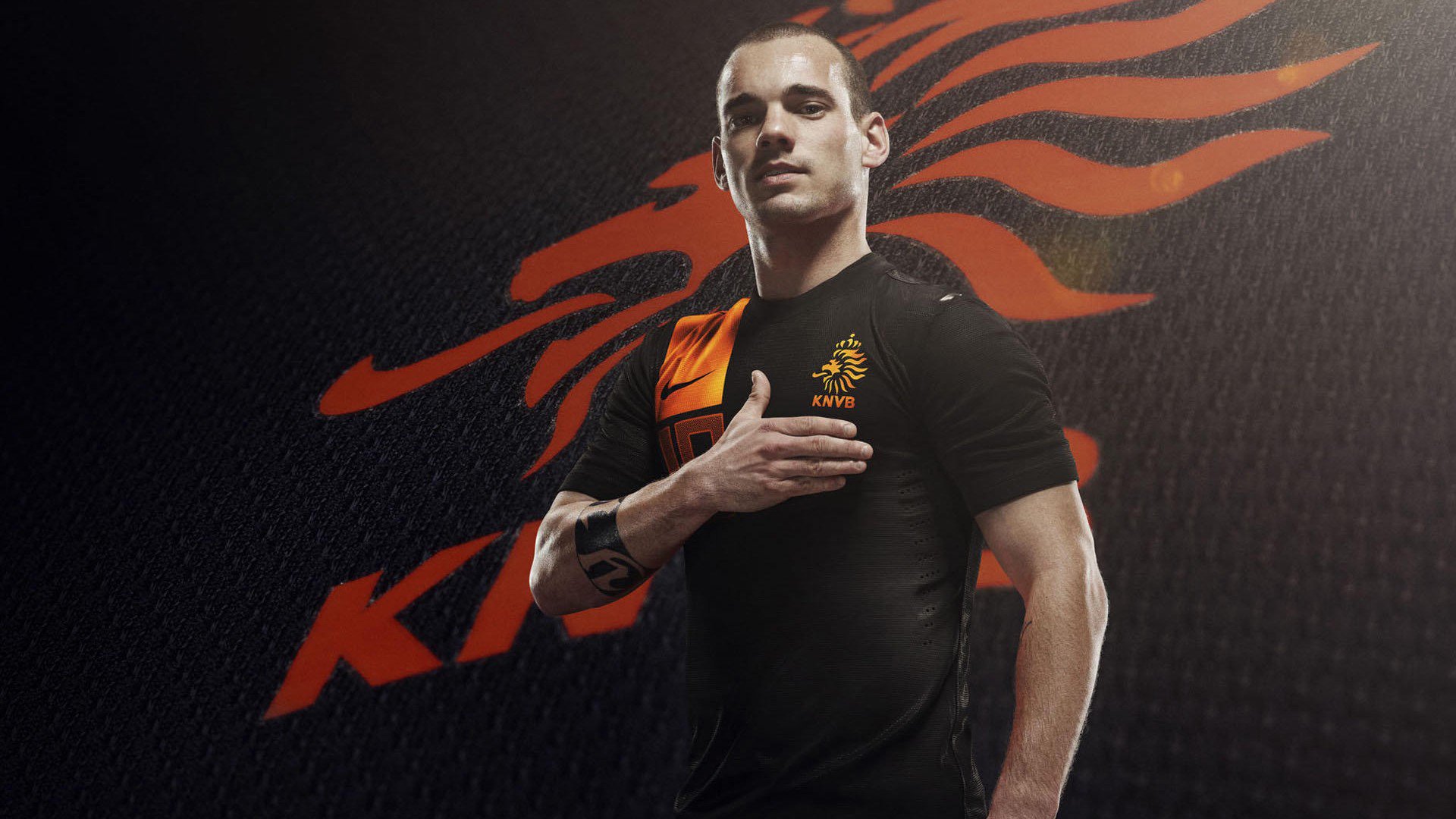 【年度最佳策略】分析冠军运动员的攻守平衡之道，得到冠军的运动员平时是怎么训练的