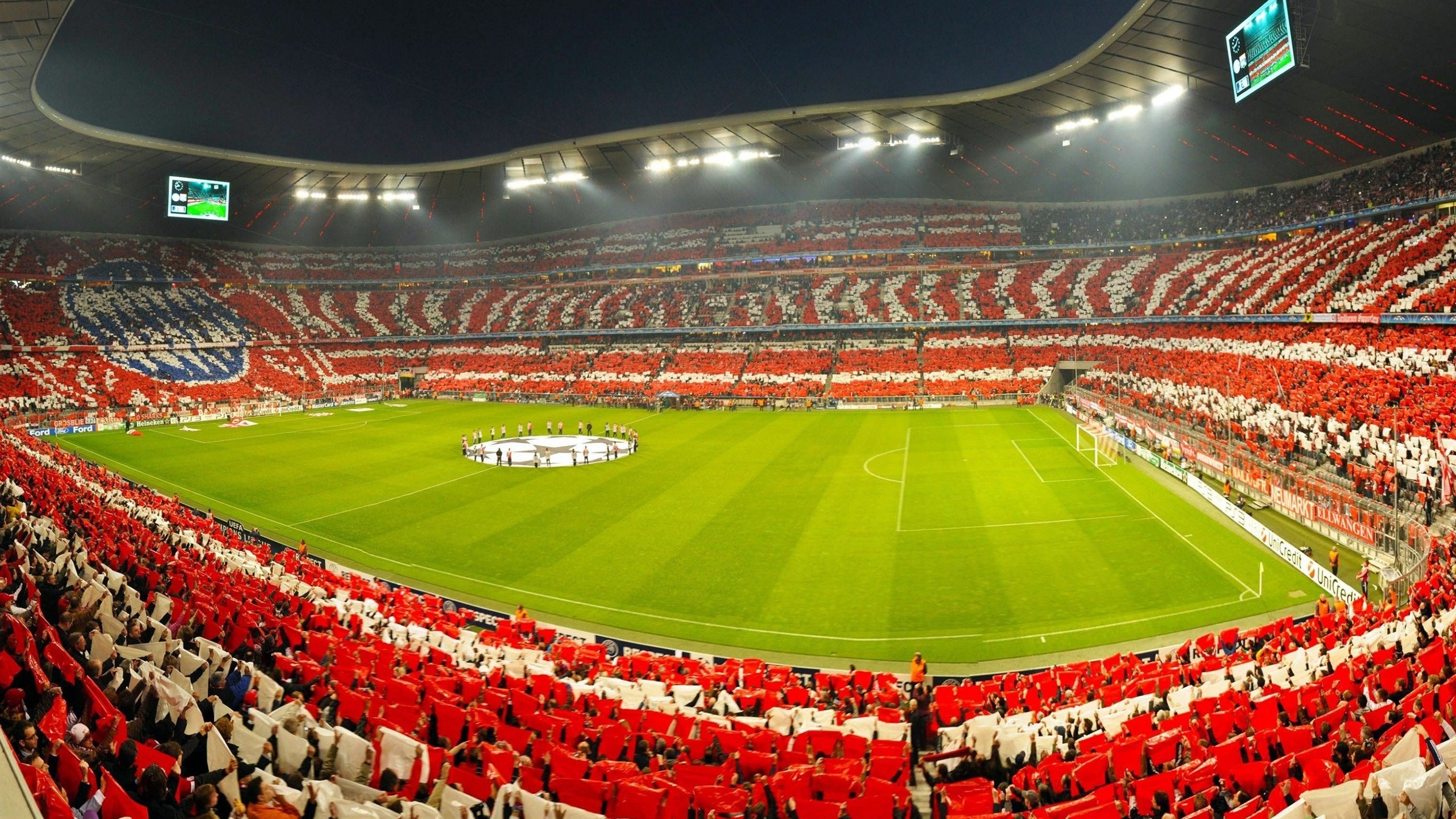 豪门球队巅峰对决,比赛激烈升级引人关注,豪门联赛